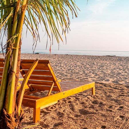 The Mompe Beach Hostal La Poza Dış mekan fotoğraf