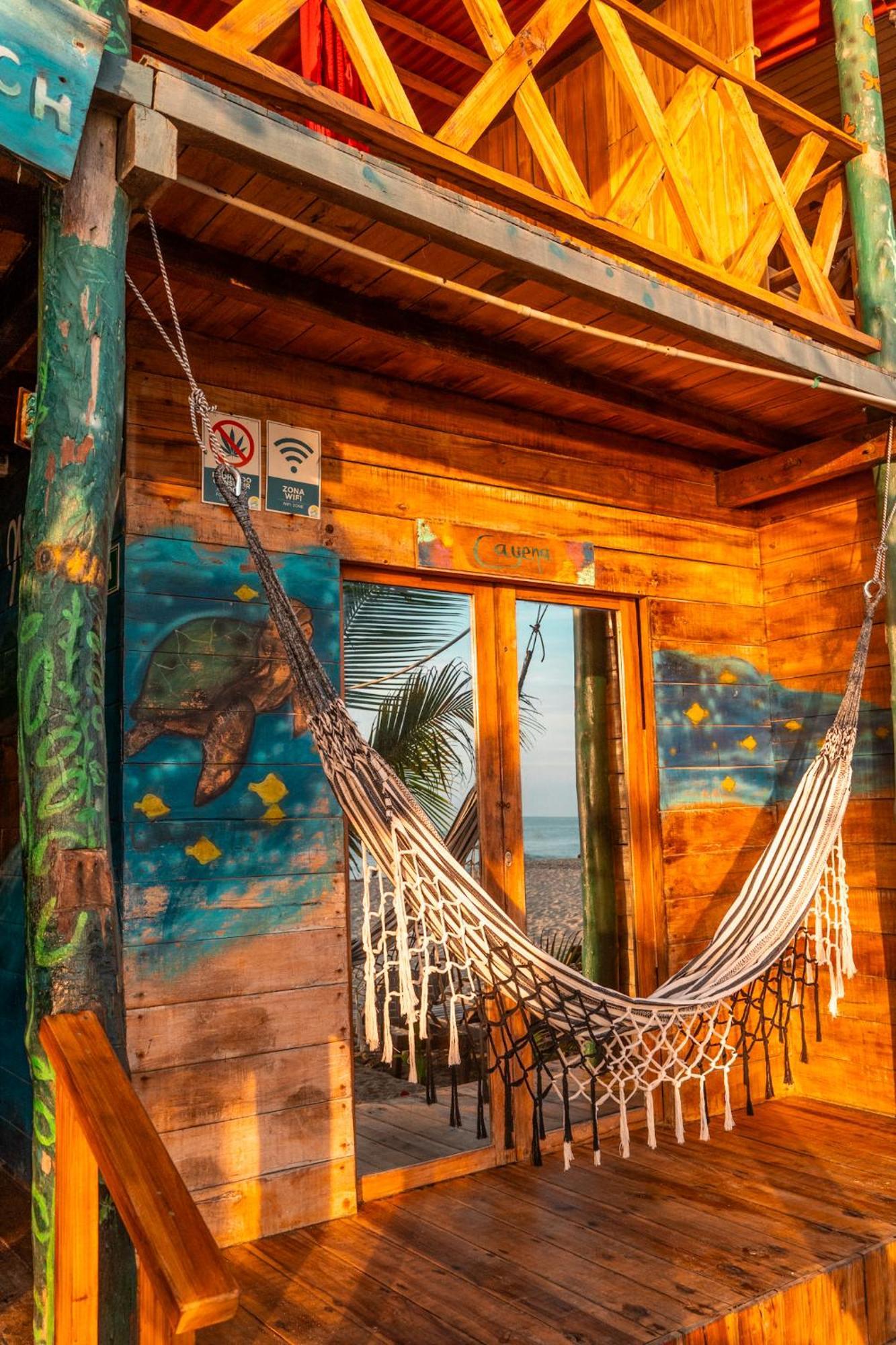 The Mompe Beach Hostal La Poza Dış mekan fotoğraf