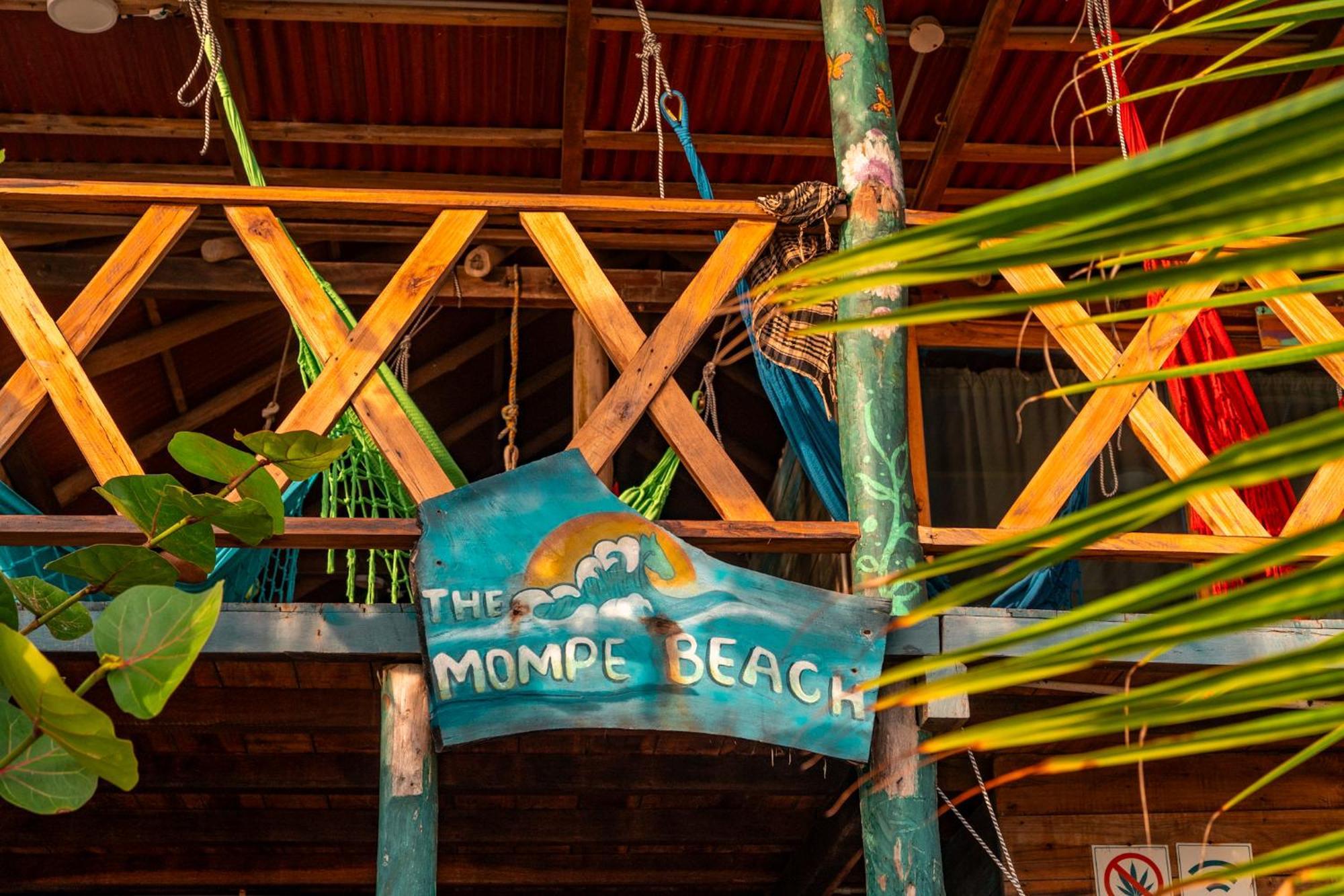 The Mompe Beach Hostal La Poza Dış mekan fotoğraf