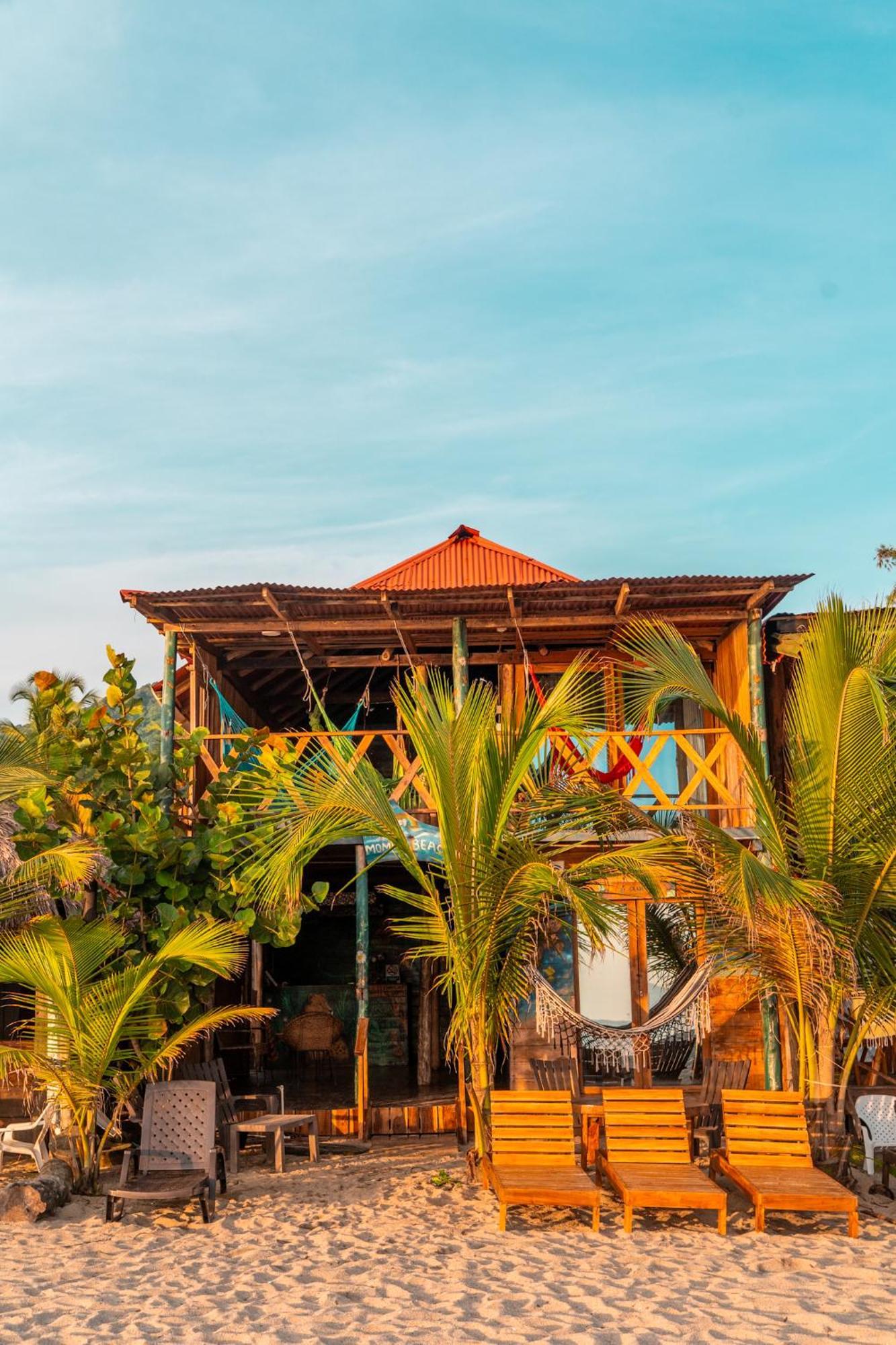 The Mompe Beach Hostal La Poza Dış mekan fotoğraf